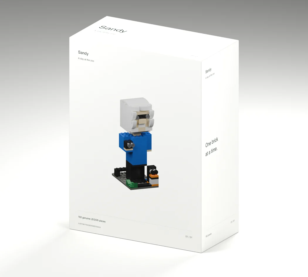 Sandy’s minimal white gift box